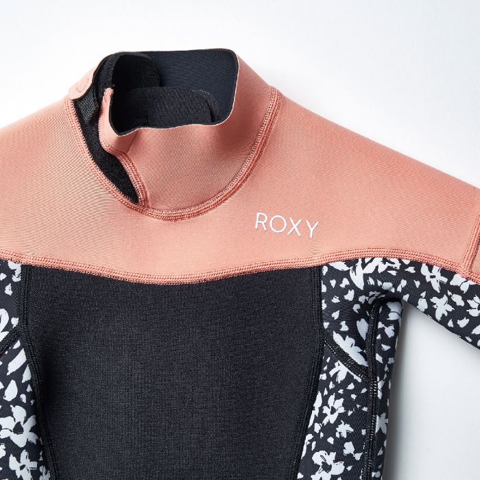 新品・美品　ウェットスーツ　キッズ　ROXY