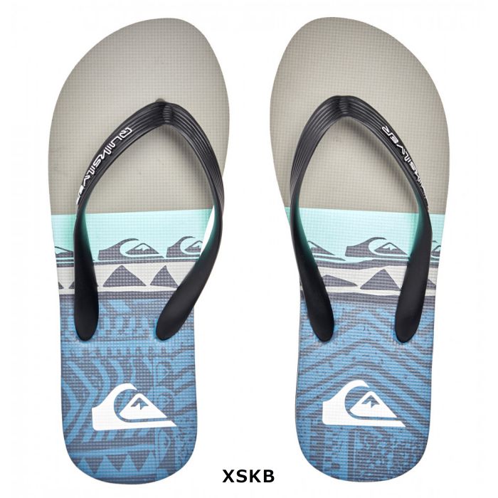 QUIKSILVER クイックシルバー MOLOKAI PANEL QSD231952 ビーチサンダル トング シンセティックラバーストラップ  ロゴ入りアウトソール ロゴ ビーサン 正規品-スノーボード（キッズ）・サーフィンの専門店｜DREAMY