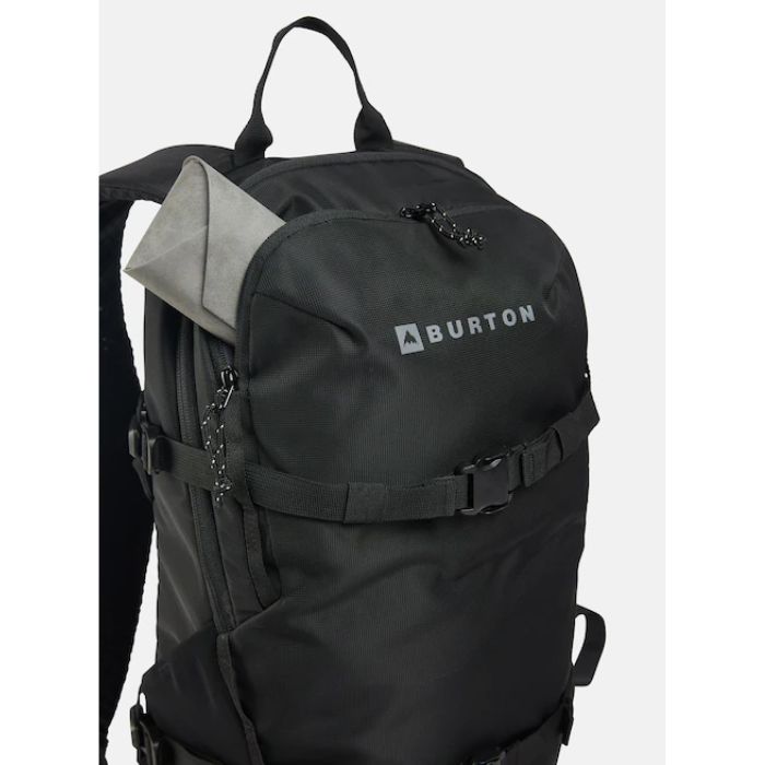 BURTON バートン Day Hiker 22L バックパック 15286115001 True Black 透湿性素材 耐水性 スノーボード  リュック ゴーグルポケット タブレット収納 正規品 | ☆アクセサリー・小物,バッグ,BURTON | ドリーミー公式オンラインストア