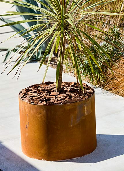 再入荷】レイズドラウンドプランター φ600【a+ design】｜パティナ