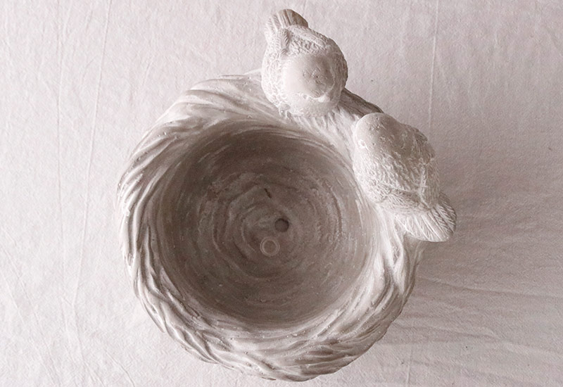 プランター 鳥の巣