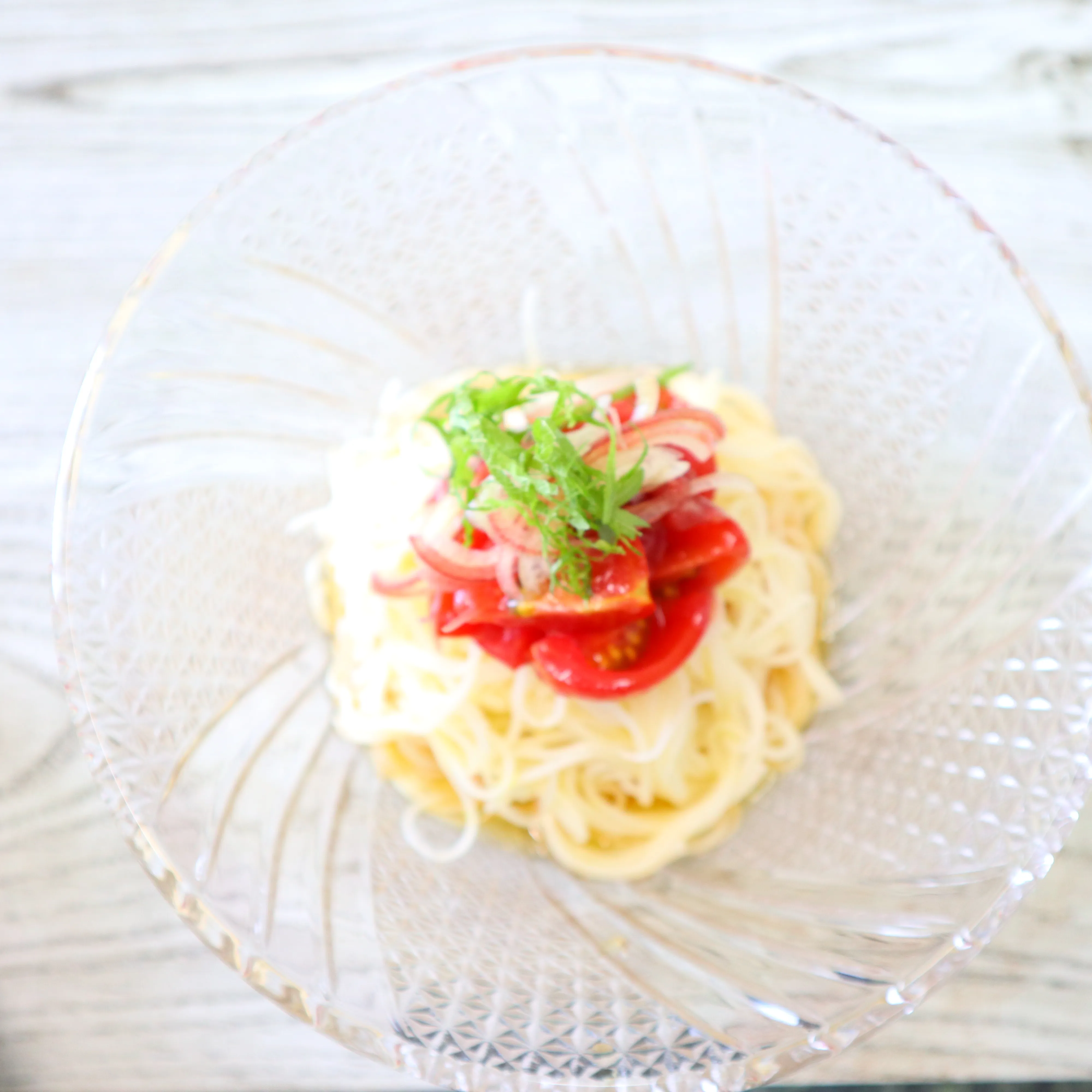 ざくざく梅トマトだれのそうめんレシピ