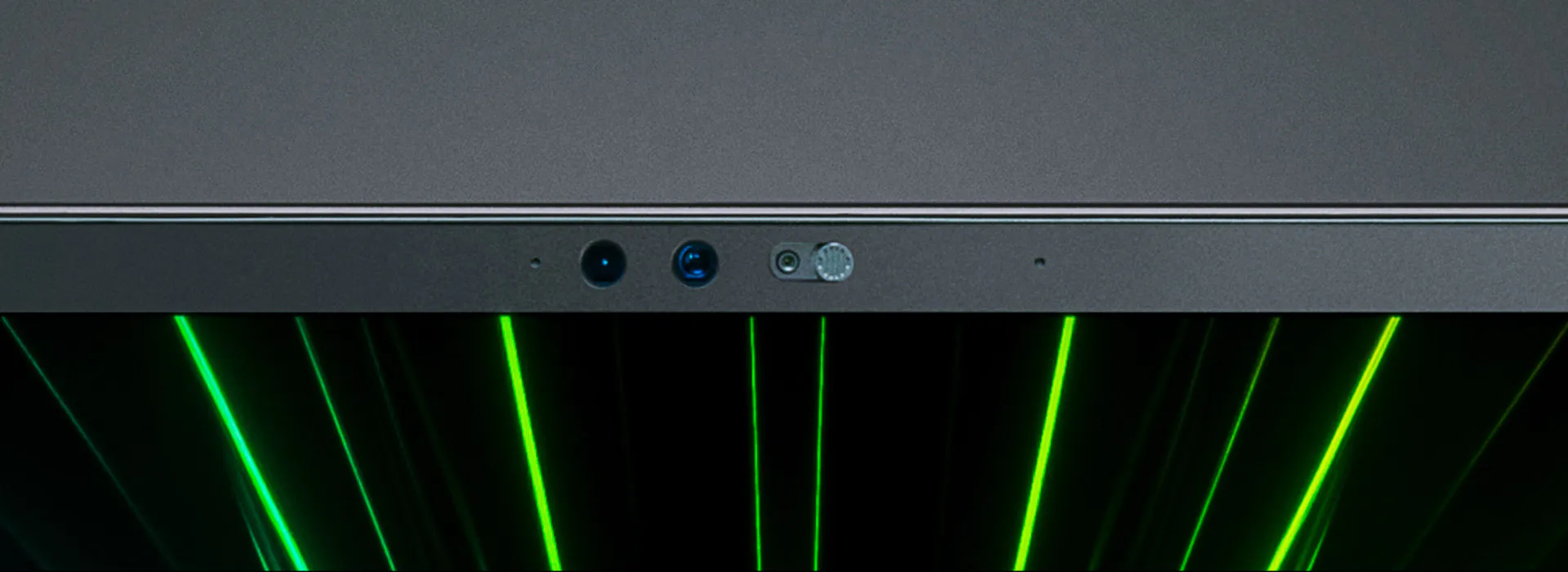 Razer Blade 18 HQD+240Hz Ǻ