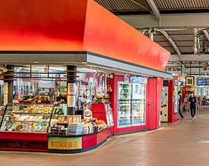 野球場・駅売店など