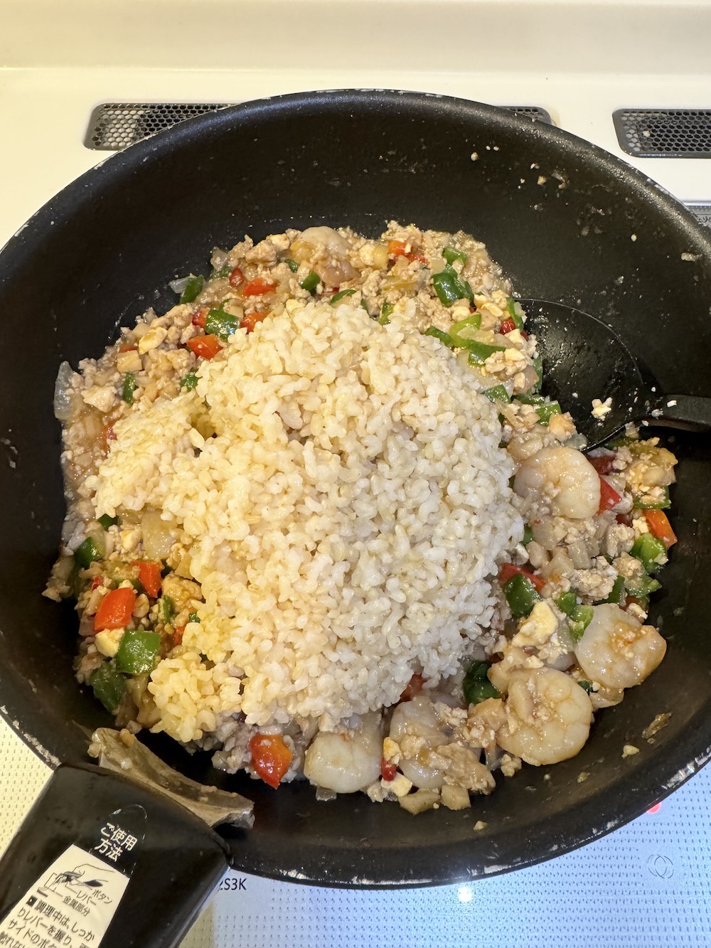 【レシピ紹介】発芽玄米で作る『鶏ひき肉とエビの玄米ナシゴレン』