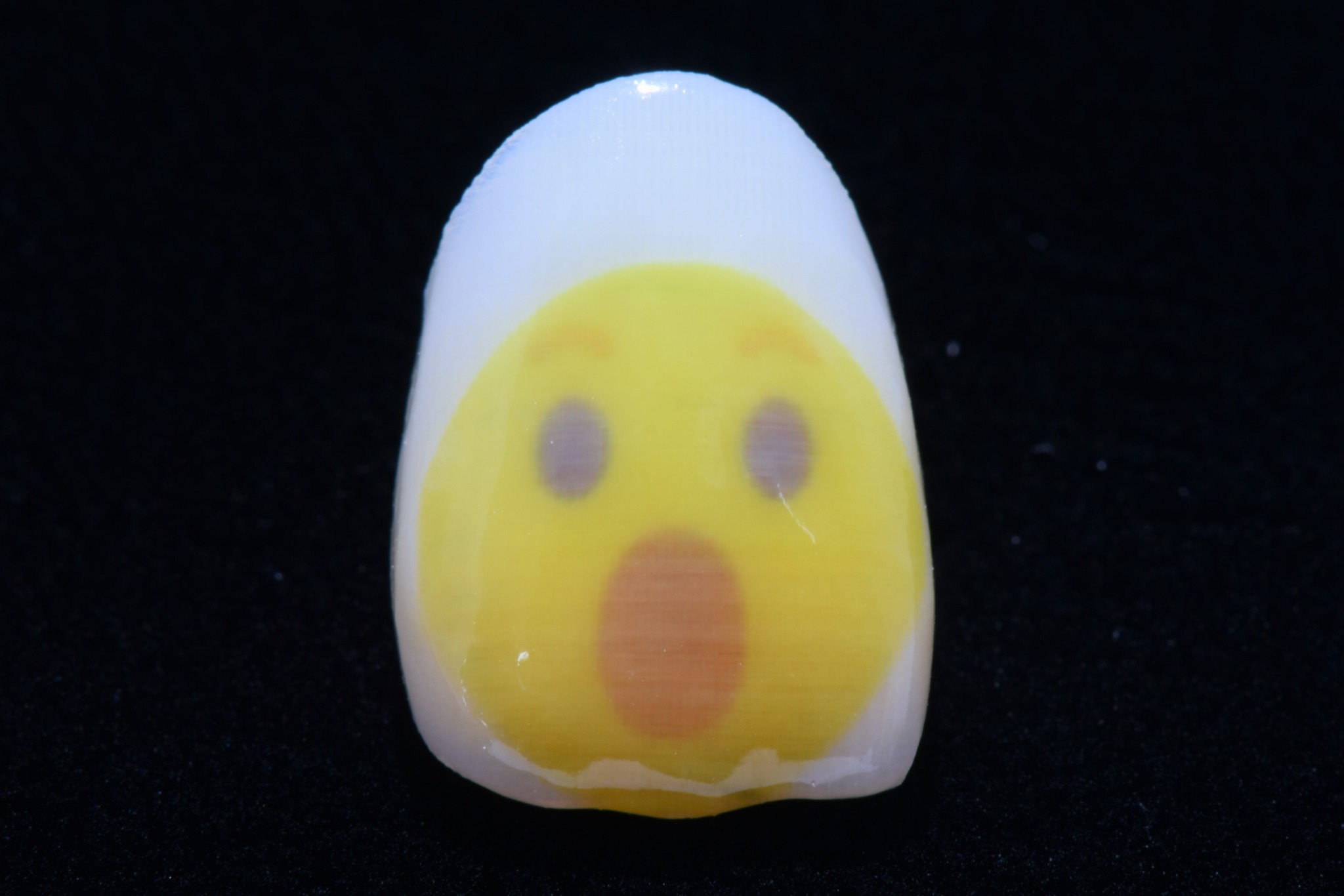 びっくりした顔のデザイン例