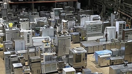 オークション会場03