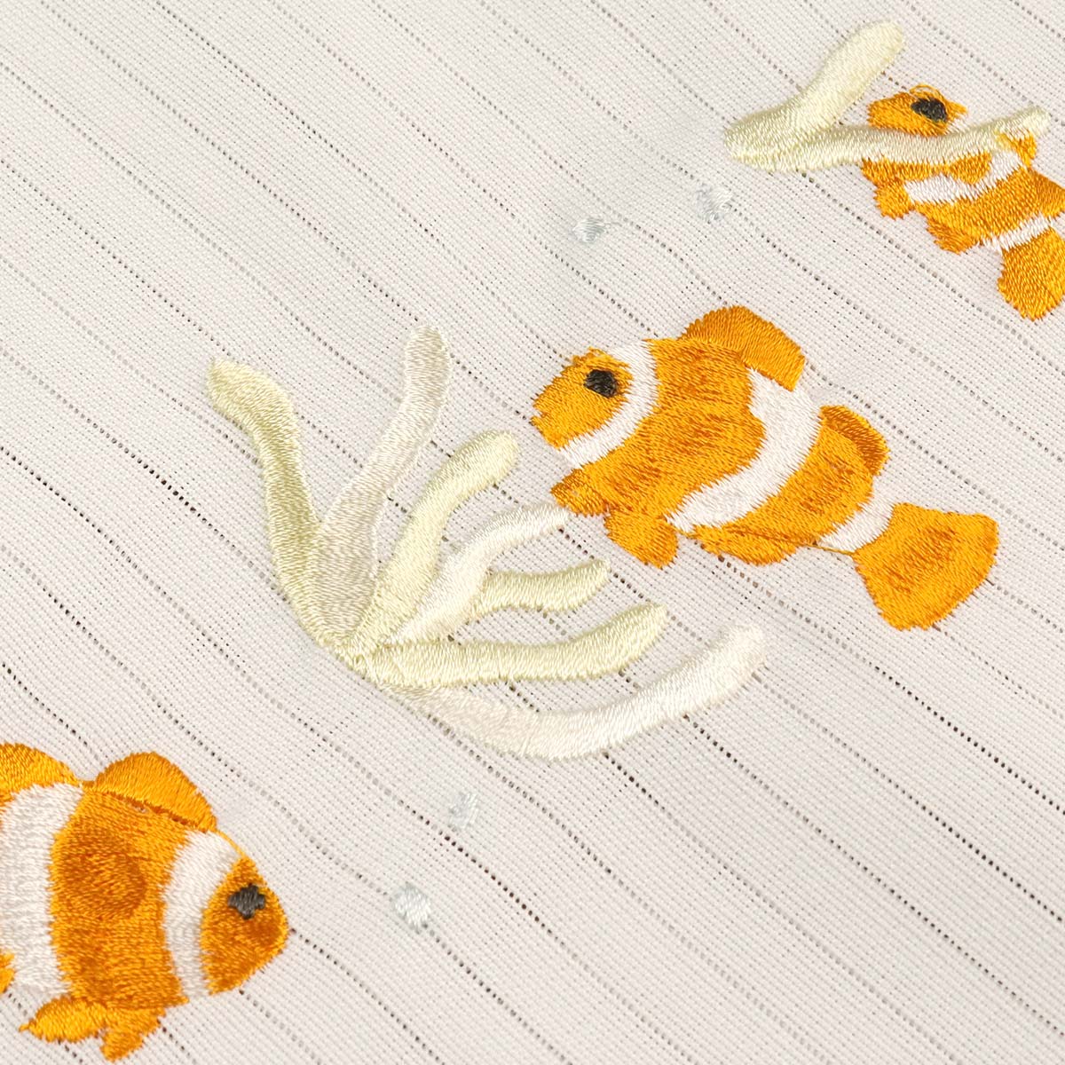 衿秀 公式 半衿 はんえり 夏 絽 刺繍 カクレクマノミ イソギンチャク