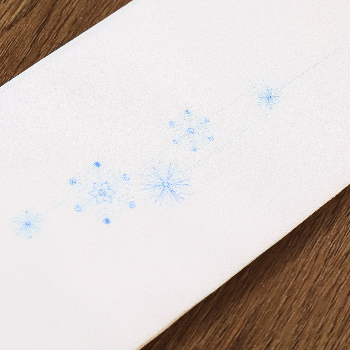 衿秀 公式 き楽っく 替え衿 替衿 かええり 刺繍 ワンポイント 雪 雪の