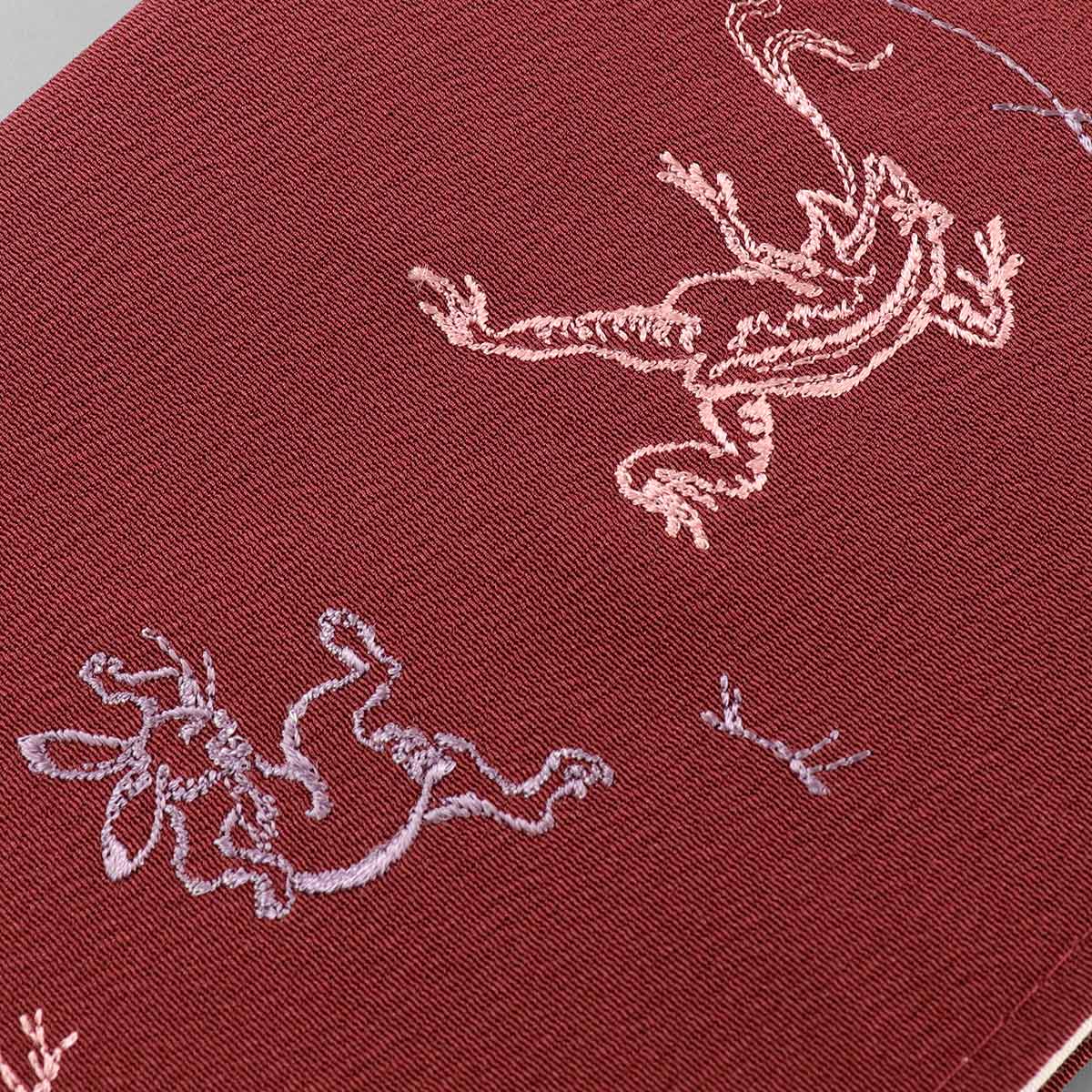 衿秀 公式 き楽っく 替え衿 日本製 鳥獣戯画 刺繍 臙脂地 えんじ