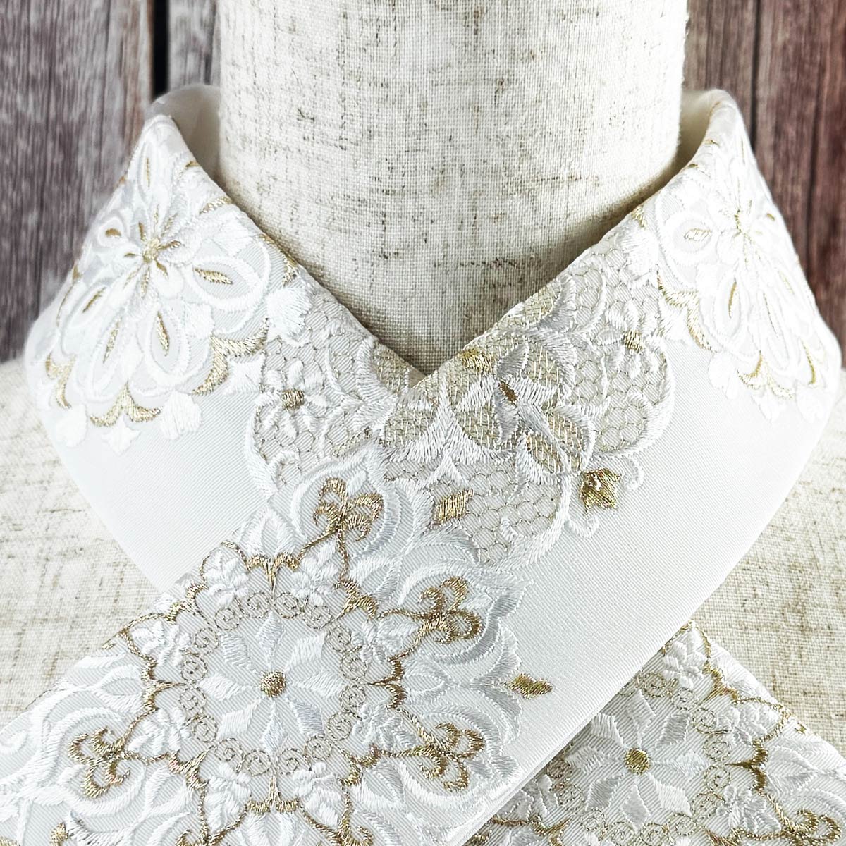 衿秀 公式 き楽っく 替え衿 刺繍 日本製 華紋 白 金 フォーマル 留め袖