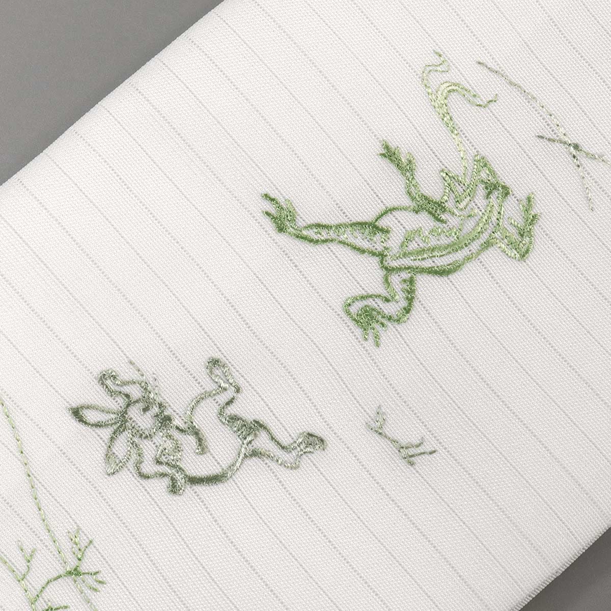 衿秀 公式 き楽っく 替え衿 日本製 夏 絽 鳥獣戯画 刺繍 白地 グリーン
