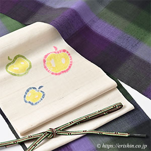 Instagram「旬のお勧めコーディネート（工芸の佇まいが素敵なりんごの染帯に士乎路紬を）」