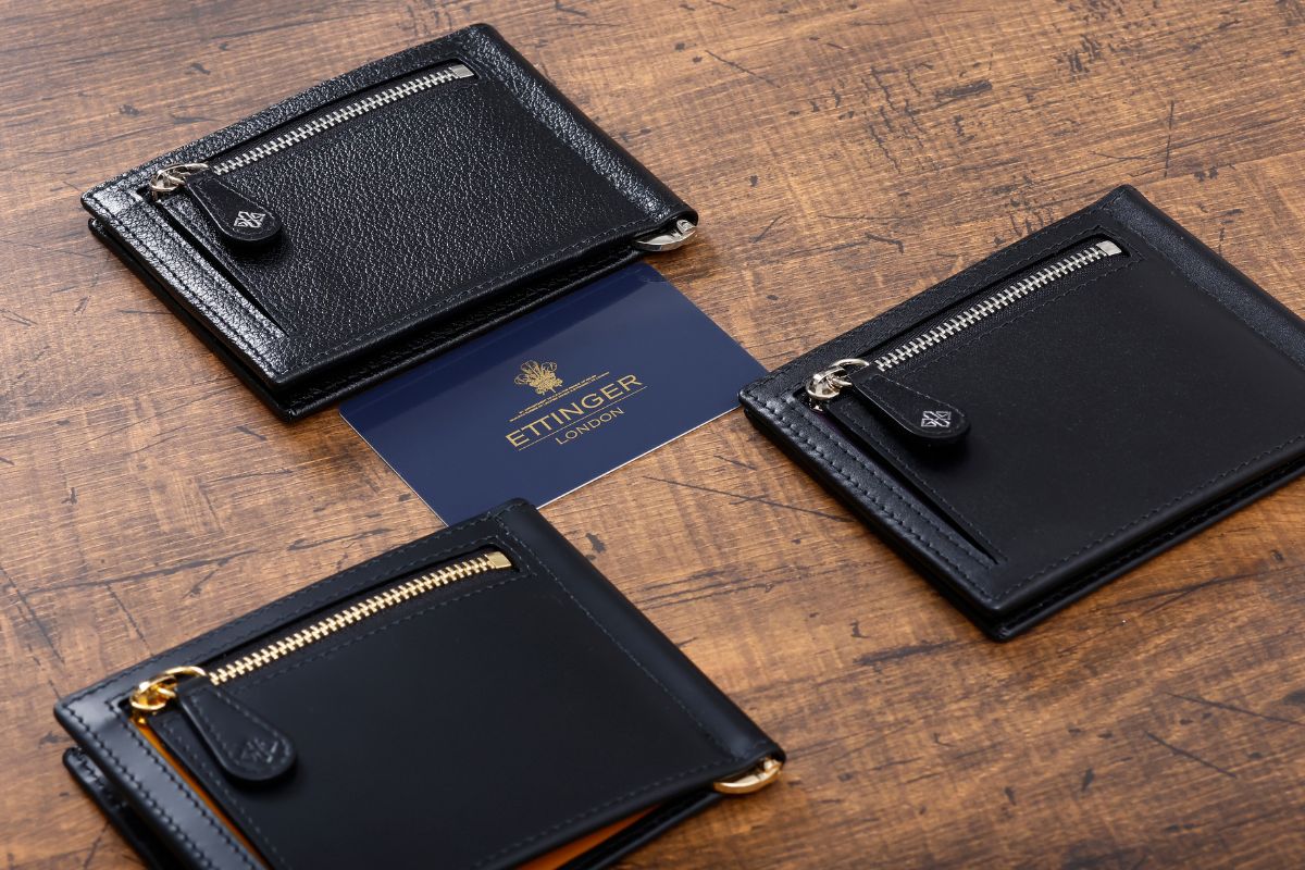 MONEY CLIP WITH ZIP