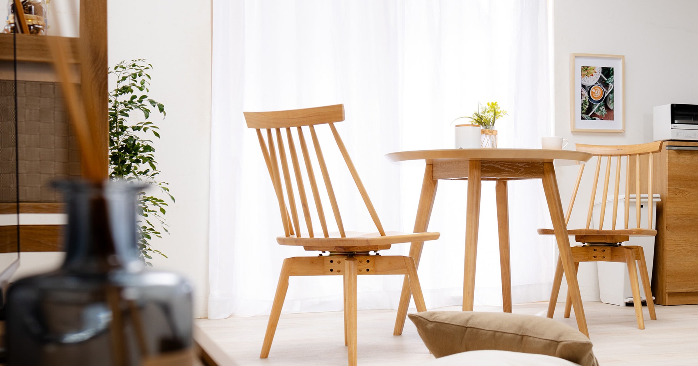 かねたや 椅子 木製 天然木 高級家具 ダイニングチェア リビング 丸い かねたや 椅子 木製 天然木 高級家具 ダイニングチェア リビング