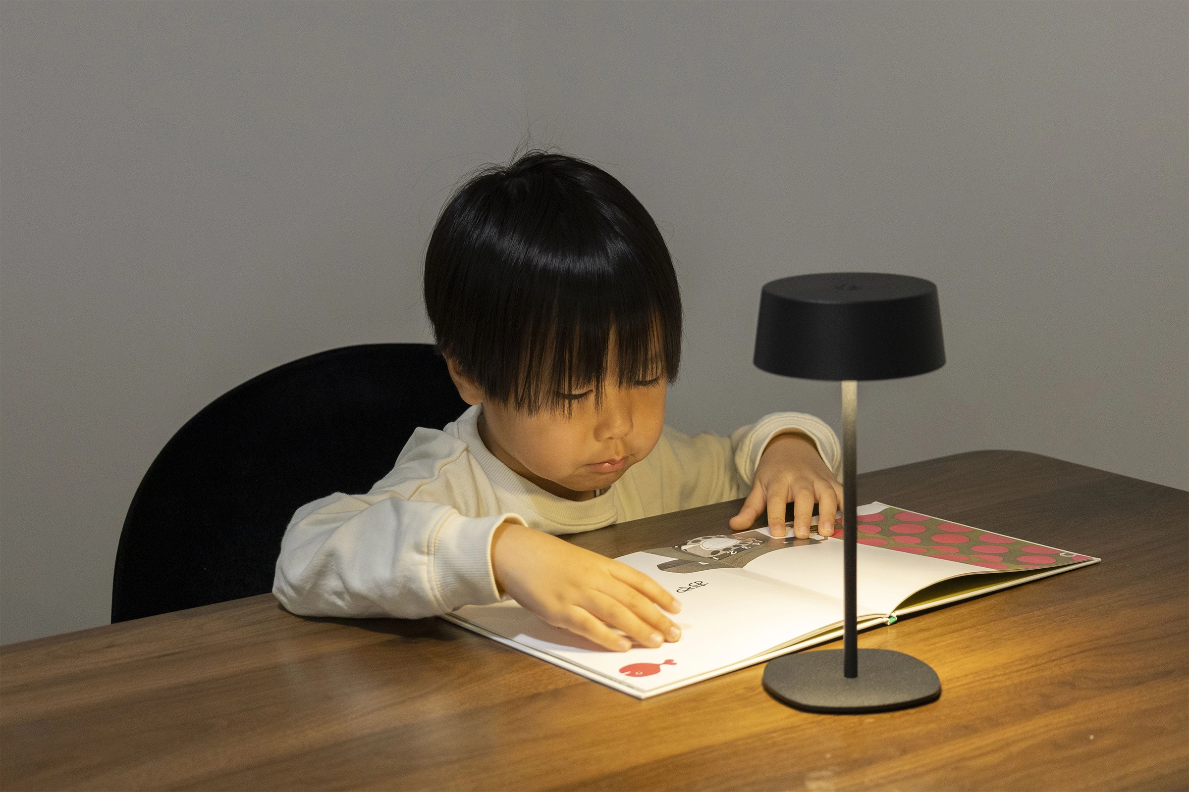 あたたかく、落ち着いた光