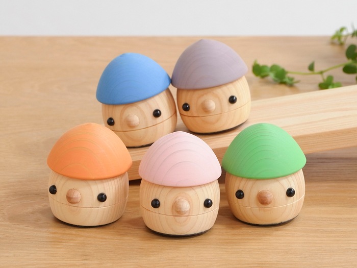 こまむぐ どんぐりひのき 木のおもちゃ 木製 知育 玩具 日本製 音が鳴る 知育玩具 子ども 赤ちゃん かわいい プレゼント 誕生日 出産祝い おもちゃのこまーむ