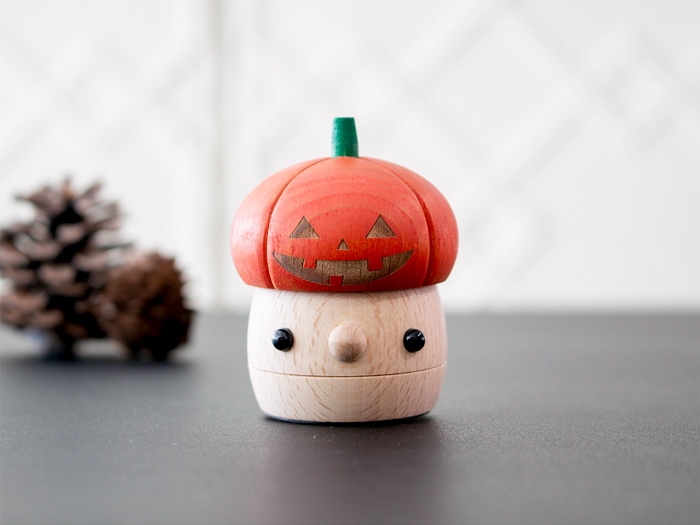 【数量限定】 こまむぐ どんぐりオーランタン ハロウィン 飾り かぼちゃ パンプキン 木のおもちゃ 木製 知育 玩具 日本製 木製玩具 知育玩具 かわいい おもちゃのこまーむ