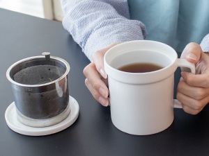 Arrosoir 茶こし＆フタ付きマグカップ