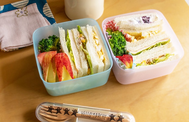 タッパーウェア　まとめ売り　momo カラフルでおしゃれなタッパー弁当に。タッパーウェアのキュービックス