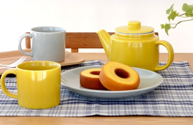 Common コモン 波佐見焼 人気 おしゃれ 食器 器 カラフル グッドデザイン賞 日本製