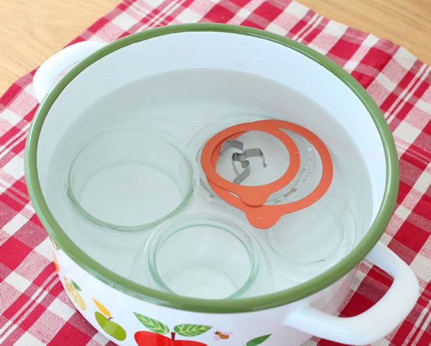 煮沸消毒できて清潔、安心。