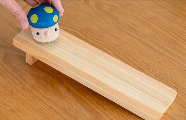 こまむぐ Uセット(どんぐりの坂・どんぐりきのこ3個) 木のおもちゃ 木製 玩具 日本製
