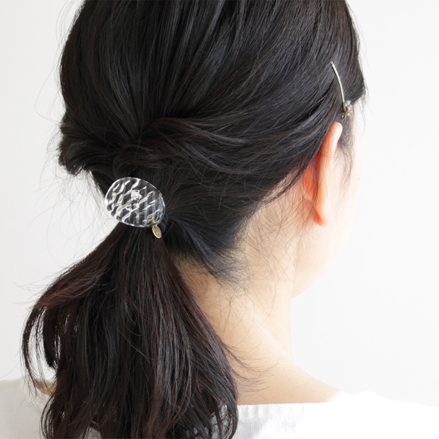 ハリオ ヘアゴム コウシモヨウ 楕円 ガラス製 HARIO Lampwork Factory 手作り 日本製 ヘアアクセサリー 大人っぽい レディース