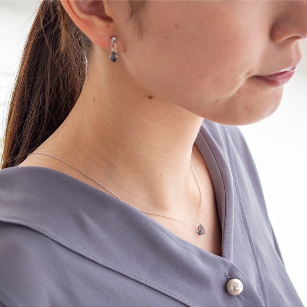 ハリオ ピアス ウィンクハート ブラック ハート型 ガラス製 HARIO Lampwork Factory 手作り 日本製 小ぶり