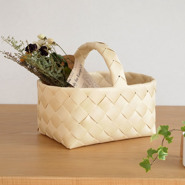 スタックストー ティム Timb. ベリーピック M 取っ手付 北欧 収納カゴ 収納ボックス バスケット カゴ stacksto 水や湿気に強い樹脂素材のかご