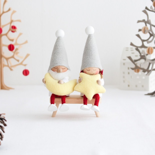 ノルディカニッセ 2022 3点 セット お座りねんねサンタ 月 ＋ お座りねんね女の子 星 ＋ ベンチ NORDIKA nisse クリスマス