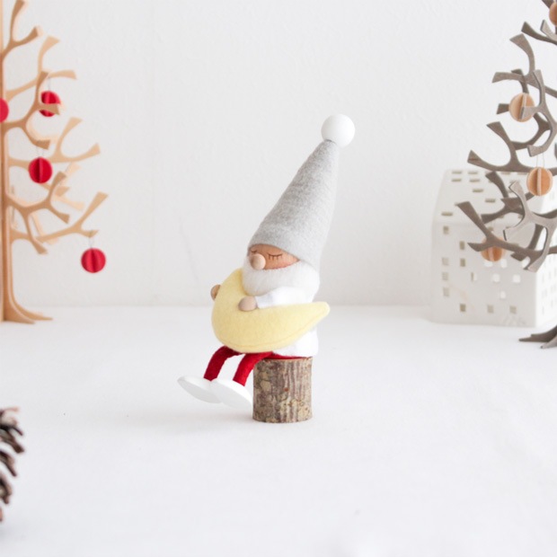 ノルディカニッセ お座りねんねサンタ 月 サイレントナイト ＋ 丸太台 セット 2点セット NORDIKA nisse クリスマス