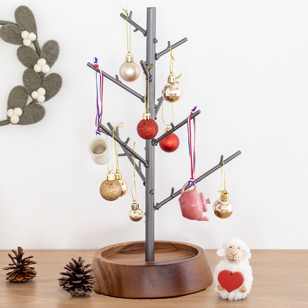 志成販売 クリスマスツリーにもなるアイアンのアクセサリースタンド S 39cm