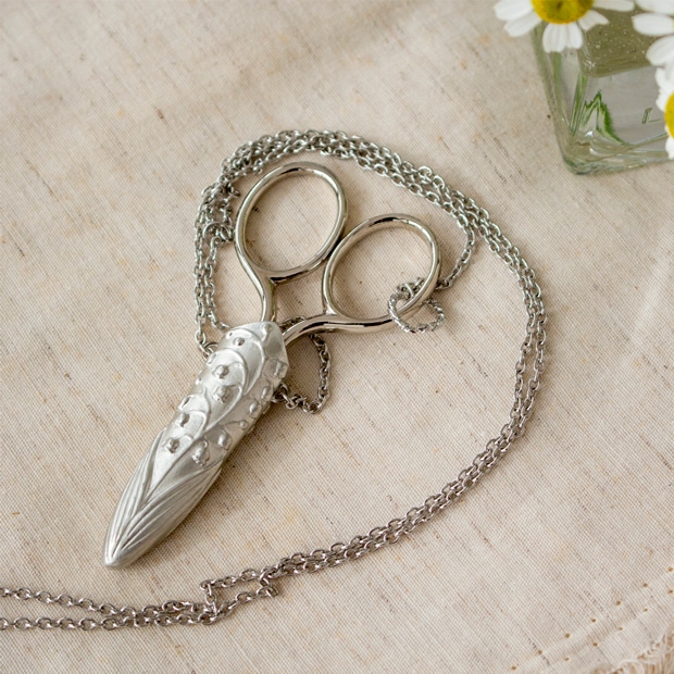 ポルトボヌール すずらんシザーケース ハサミ付き アンティーク 糸切ばさみ 手芸用はさみ クロバー 能作 日本製 ケース 錫 裁縫道具 手芸用品