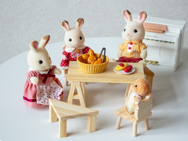 Lundby ミニチュア 木の家具セット テーブル＋椅子 1/18 家具 木製 北欧 リビング 机 チェア ルンドビー DIY TABLE+CHAIRS