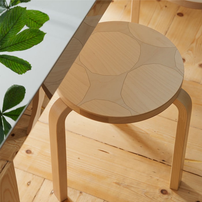 アルテック ＋ マリメッコ スツール 60 artek ＋ marimekko ナチュラル バーチ材 3本脚 完成品 選べる 木目 1点もの スタッキング 北欧 デザインイ