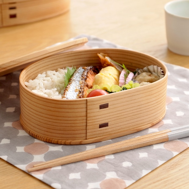 お弁当箱 曲げわっぱ いろどり弁当箱 大 600ml 板蓋 りょうび庵 日本製 秋田杉 大館曲げわっぱ ウレタン塗装 軽量