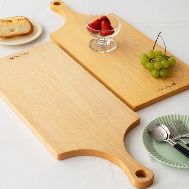 カッティングボード Large ヒノキ カバザクラ 木製 天然木 おしゃれ まな板 取っ手付き 日本製 岡崎製材