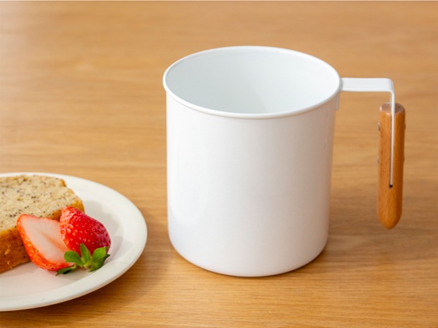 マグカップ L 500ml 琺瑯 ホーロー 持ち手 木 natural blanc ナチュラルブラン 高桑金属 白 ホワイト コップ 日本製