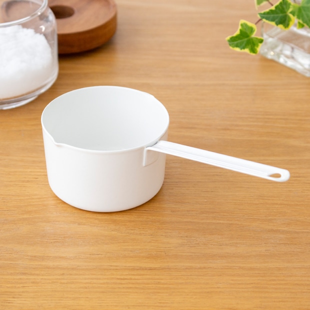 計量カップ ストレート型 200ml 琺瑯 ホーロー Blanc ブラン 高桑金属 白 ホワイト メジャーカップ キッチンツール 日本製