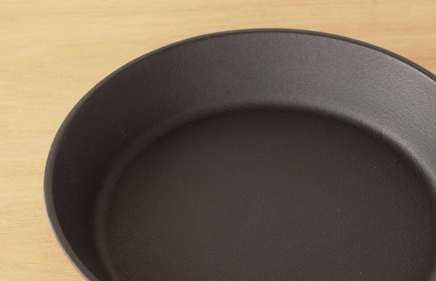 岩鋳(イワチュウ) ファミリーパン 14cm 南部鉄器 スキレット IH対応 日本製