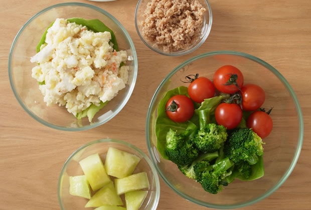 iwaki(イワキ) パックぼうる 保存容器 800ml 丸型 ホワイト 耐熱ガラス