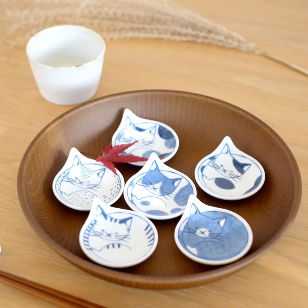 波佐見焼 豆neco皿 豆皿 小皿 6枚 セット 木箱入り 猫皿 ねこ皿 箸置き 平皿 磁器 和食器 石丸陶芸 日本製