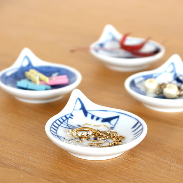 波佐見焼 豆neco皿 豆皿 小皿 6枚 セット 木箱入り 猫皿 ねこ皿 箸置き 平皿 磁器 和食器 石丸陶芸 日本製