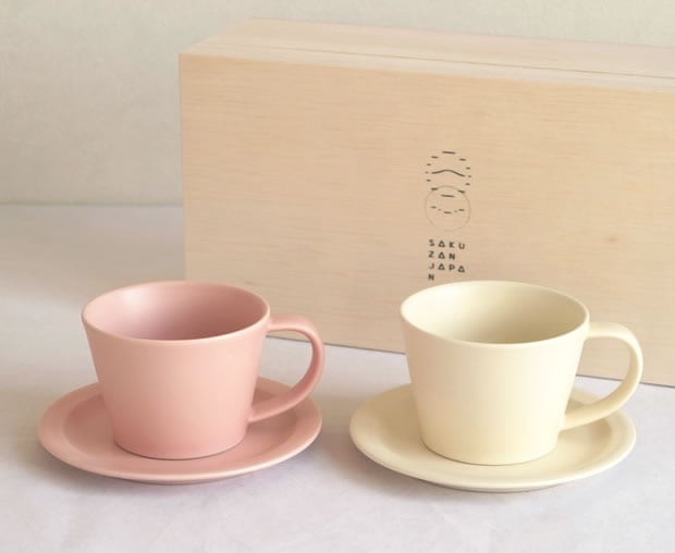 SAKUZAN Sara コーヒーカップ&ソーサー セット カップ プレート 作山窯 美濃焼 食器 日本製 和食器 手仕事 うつわ 器 手作り 贈り物 小皿 取り皿 マグカップ