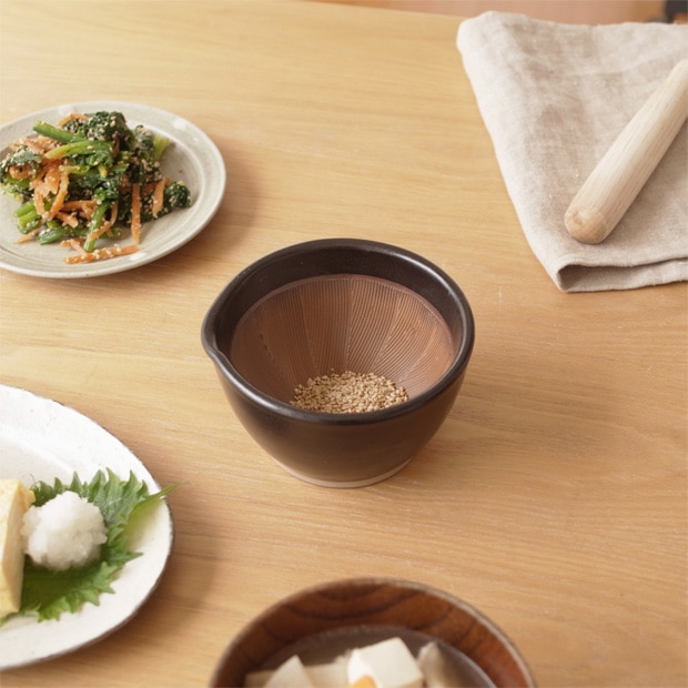 もとしげ すり鉢 小 11cm 小鉢 ボウル 日本製 石見焼 すりバチ ごますり 離乳食 滑り止め付き 小さい 元重製陶所