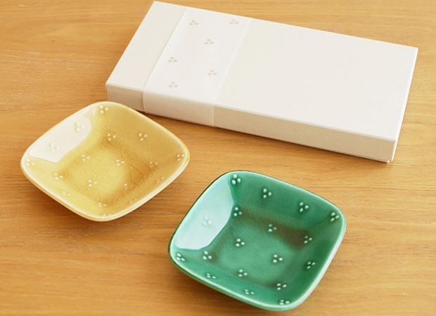 POTPURRI ポトペリー 星かげ ペア 豆皿 小皿 織部×黄瀬戸 磁器 日本製 ペアセット ギフトセット ギフトBOX付