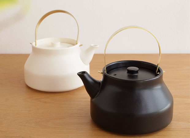 かもしか道具店 陶のやかん こぶり 1L 日本製 萬古焼 やかん 陶器製 直火用