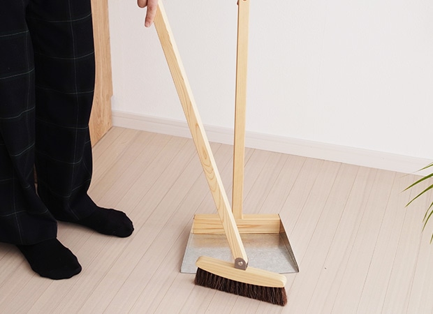 柄付塵取 asahineko ちりとり 小泉誠 あさひねこ おしゃれ 日本製 ひのき AK-010