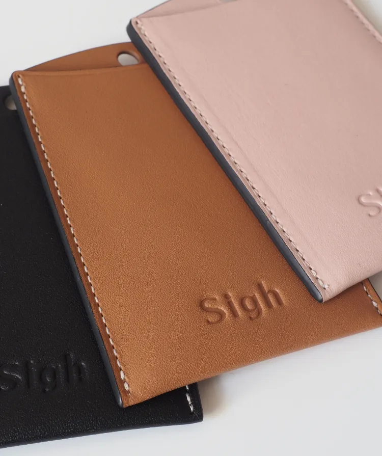 兵庫県の職人が鞣したハイブリッドレザー。